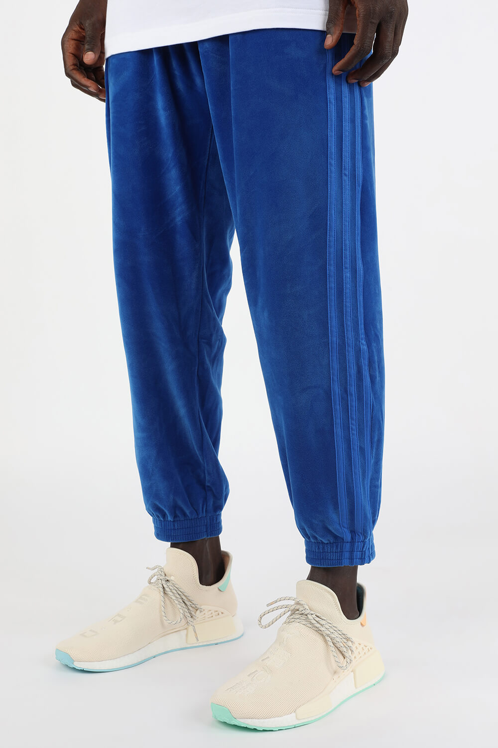 תמונת כל הלוק של Adidas x Pharell Williams Nmd Hu in White